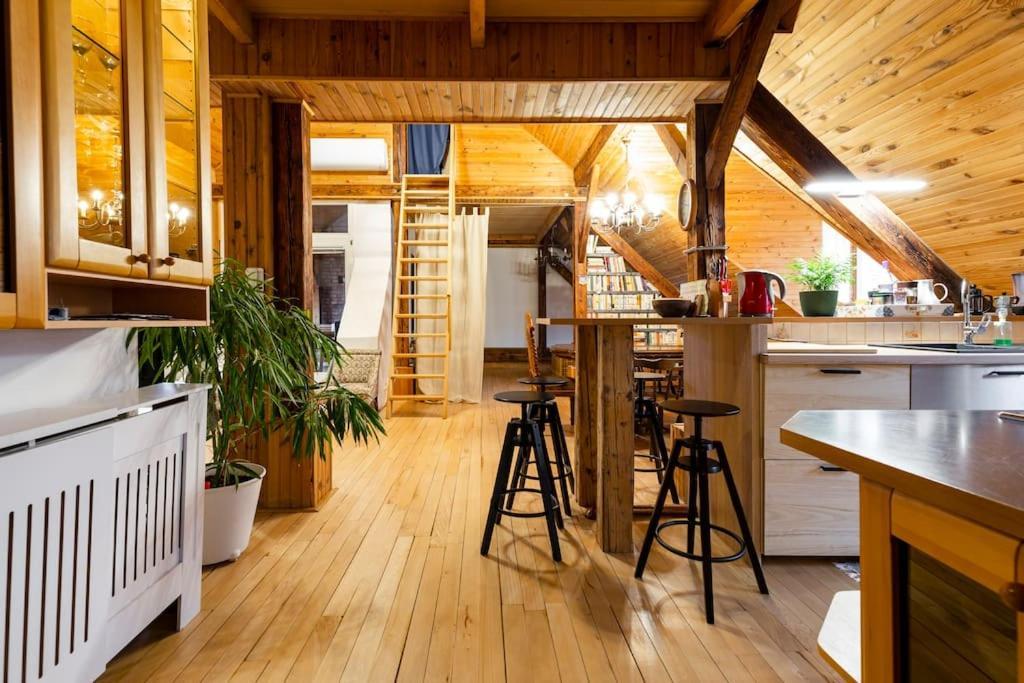 Rooftop 180M2 Loft With Private Sauna, Bratislava Extérieur photo