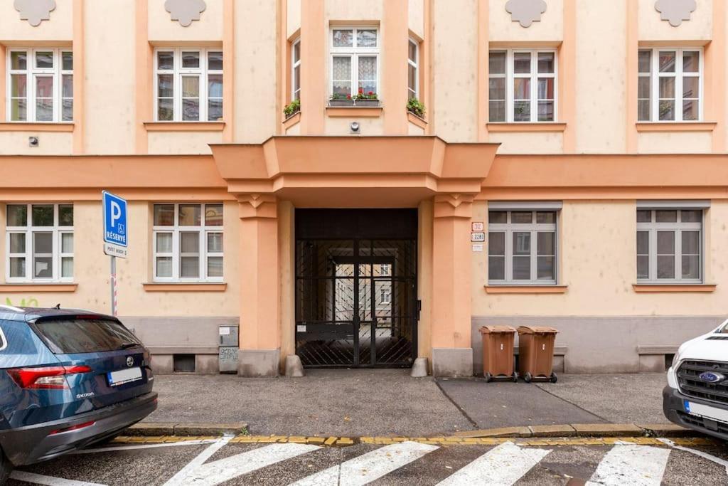 Rooftop 180M2 Loft With Private Sauna, Bratislava Extérieur photo